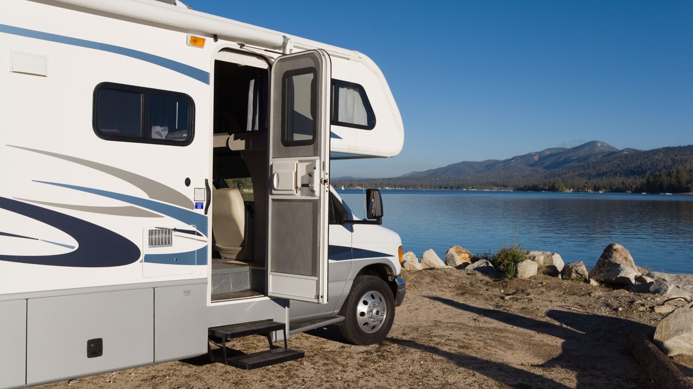 Does Camping World Rent Campers?