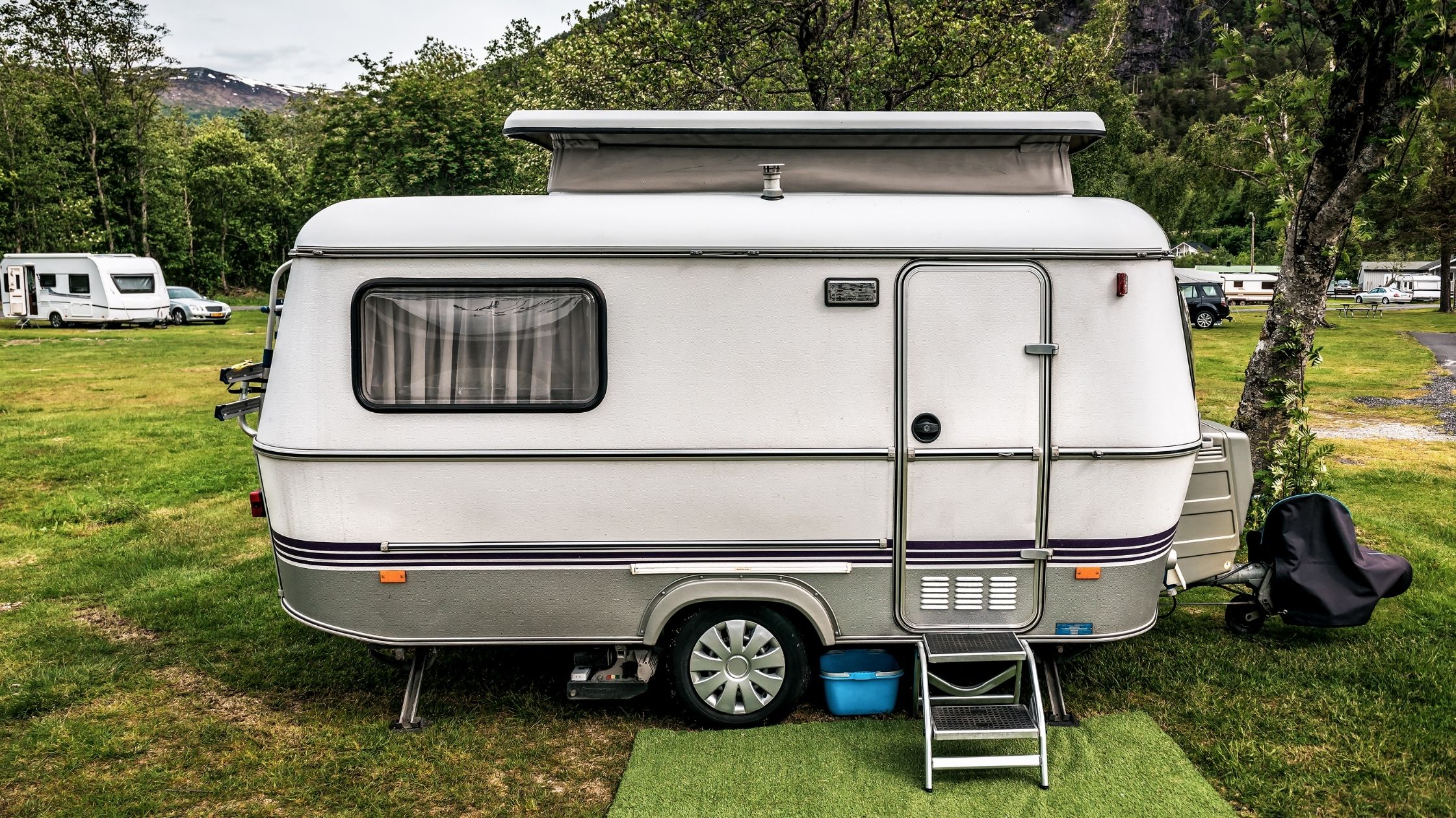 How Much Do Camping Trailers Weigh?